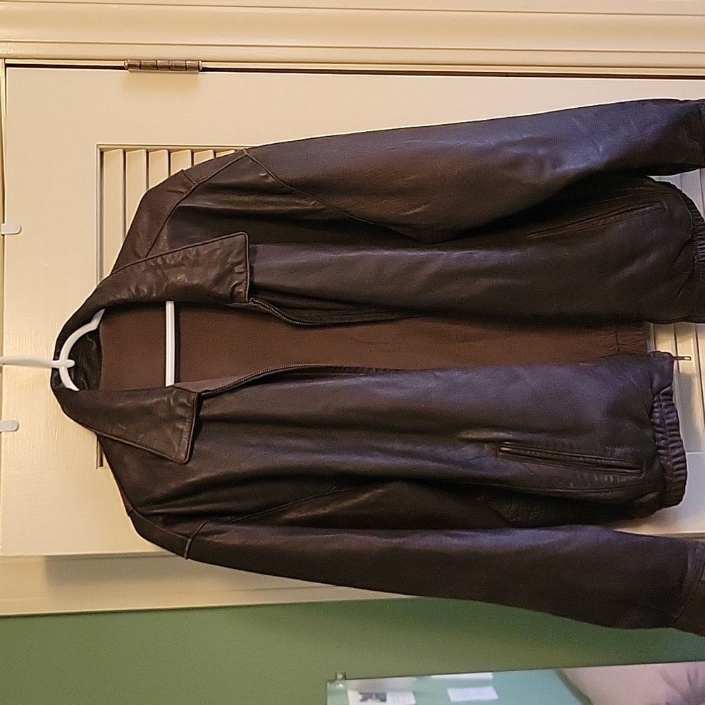 Vtg Men's Brown leather Jacket